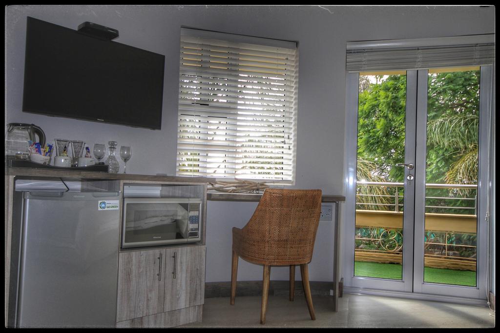 Impa-Lala Country Estate Bed & Breakfast Блоемфонтейн Екстериор снимка